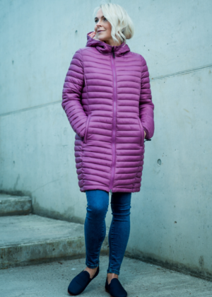 TUXER  poolpikk  naiste kevad-sügis jope sirelililla-KOHE LAOS VIIMASED M(38-40) suuruses-HEA HIND