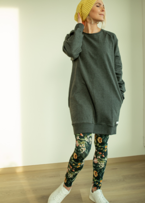 Pikem avara lõikega taskutega pusa tumehall-Kohe laos M(38-40) - Image 2