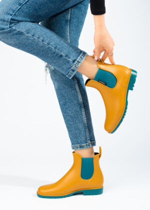 Efektsed kollased naiste kummikud -NB!Soovitame valida tavapärasest number väiksema suuruse- KOHE LAOS-KIIRE TARNE