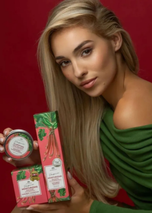 MAGRADA  RABARBERI  ŠAMPOON Kuivadele juustele 250 ml - Image 4