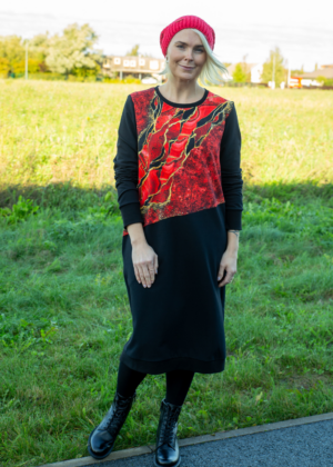 Stiilne must taskutega pusakleit Punane Marmor- Kohe laos suurus M-teised suurused tellimisel - Image 3