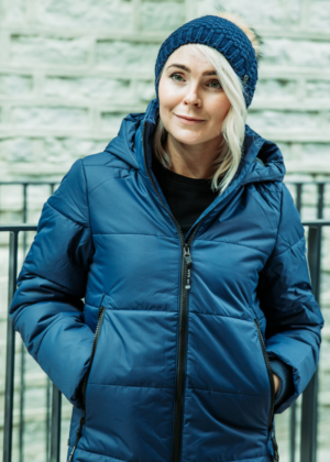 Huppa fliisvooodri ja naturaalse karvaga tumesinine  naiste sügis-talvine müts Ash-KOHE LAOS - Image 4