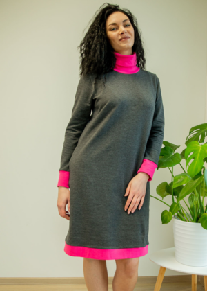 Mugav kõrge kaelusega tumehall taskutega pusakleit Fuksia - kohe laos  suurus M(38-40) -HEA HIND