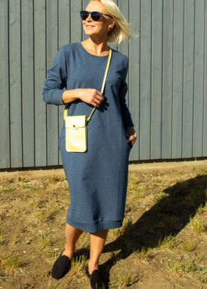 Stiilne sinine taskutega pusakleit -Kohe laos suurus M(38-40)-teised suurused tellimisel - Image 3