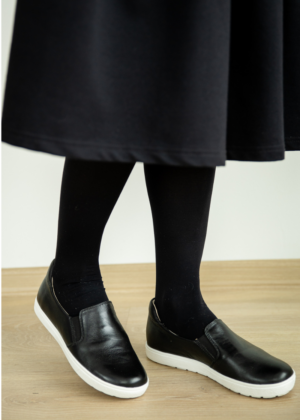 CAPRICE NATURAALNAHAST  mustad naiste slip on vabaaja jalatsid-KOHE LAOS-SUPER HIND-KLIENTIDE LEMMIK - Image 2