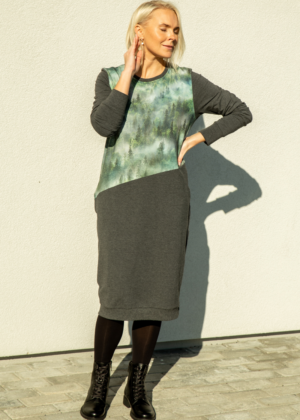 Stiilne tumehall taskutega pusakleit Udune Mets-Kohe laos suurus M(38-40) - Image 4