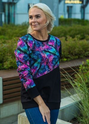 Stiilne must pusa Kirjud Suled -KLIENTIDE LEMMIK