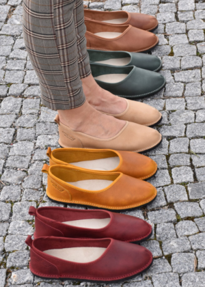 NATURAALSEST NAHAST Eestis käsitööna valminud Omaking vabaaja jalatsid  kuutsid tumerohelised-KOHE LAOS-HEA HIND - Image 3