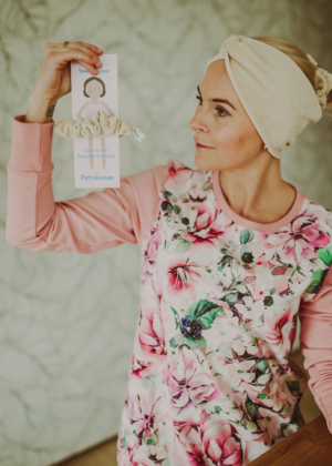 Pehmest sametisest  kangast Yemi Disain peapael  Beez-KOHE LAOS - Image 1