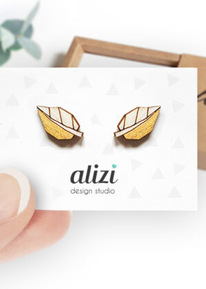 Käsitööna puidust valmistatud kõrvarõngad  Lehed kuldsed-KOHE LAOS-KIIRE TARNE